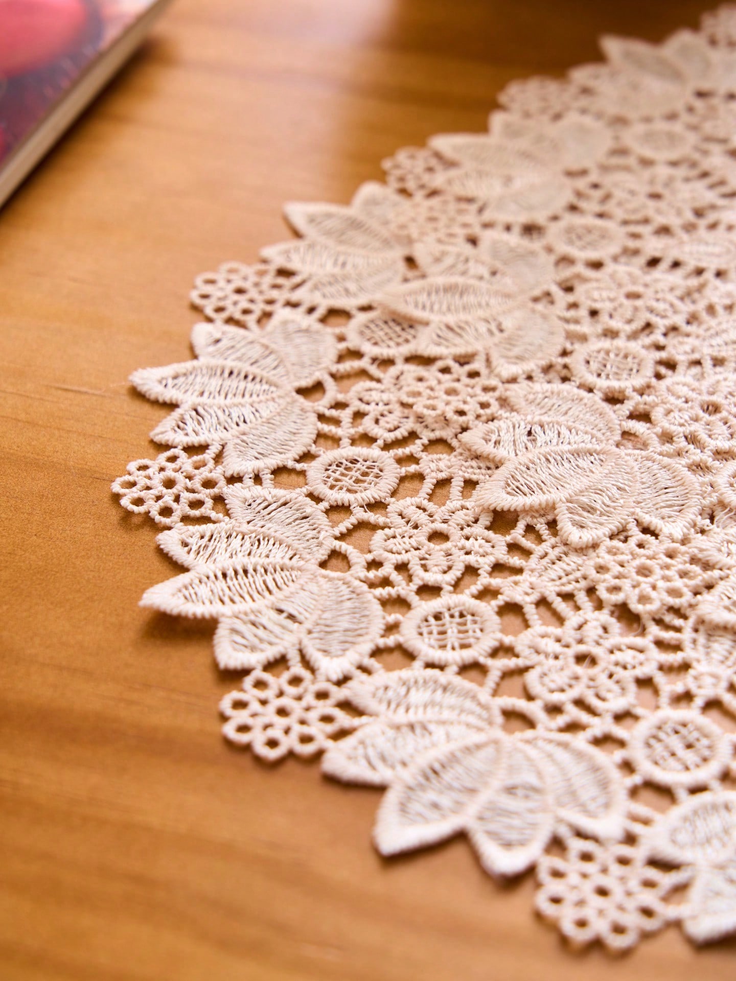 1/2/4/6pcs Ditsy Floral Embroi - Commercial Kitchen Table review and price